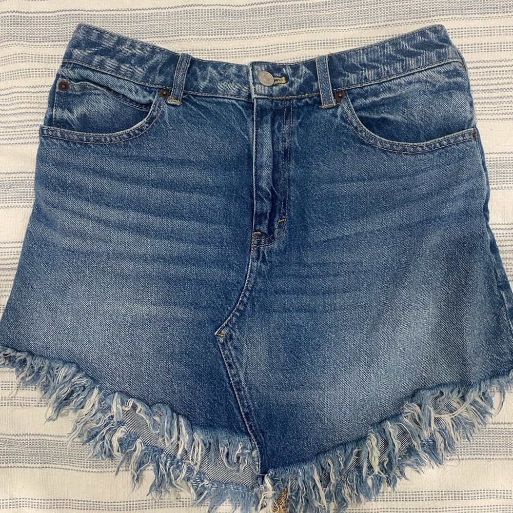 NWOT free people denim skirt size 28 - Bailey Denim Mini Skirt We The Free